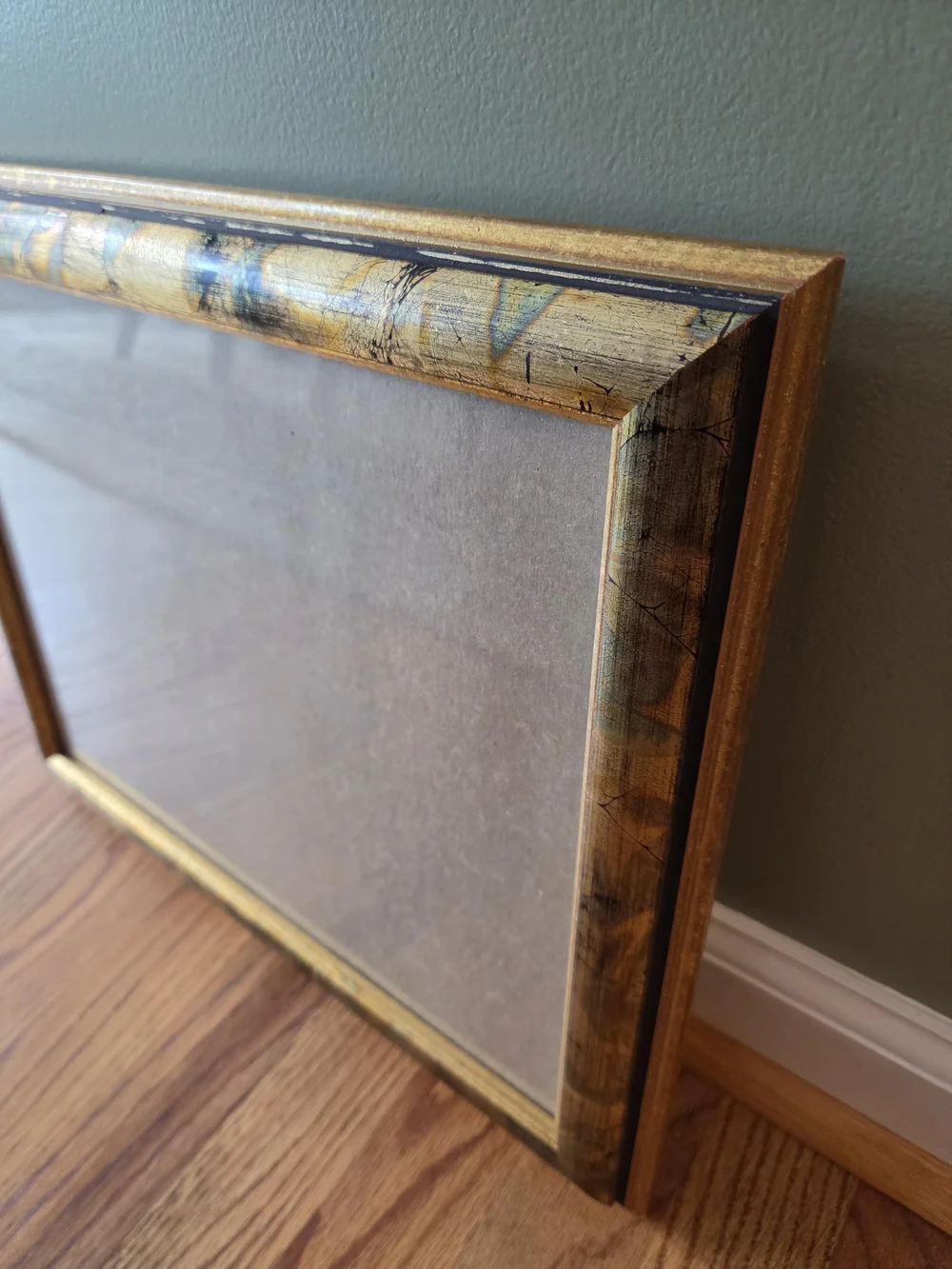 Vtg Gold & Black Wall Frame With Multi-Opening Photo Mat - Holds 11x14 Photo